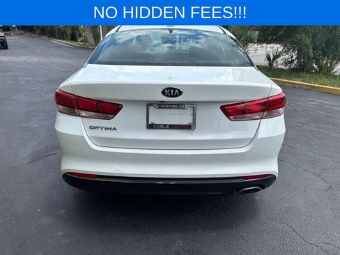 Used 2017 Kia Optima LX w/ Option Group 014 FWD image 6