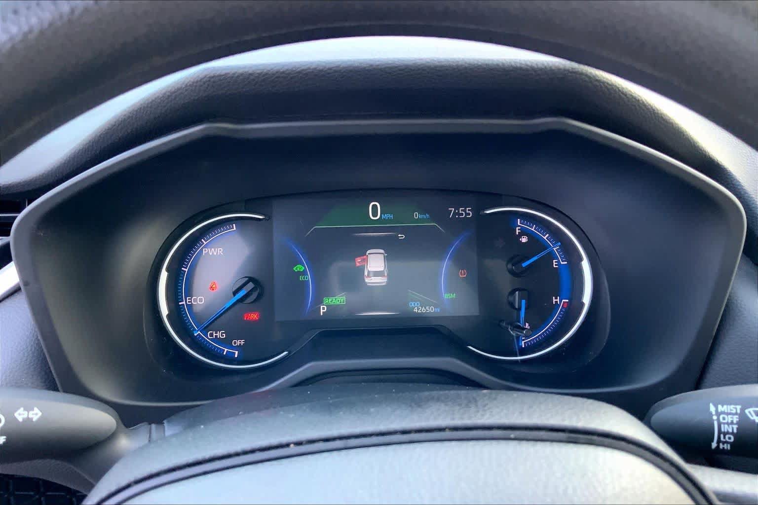 Used 2023 Toyota RAV4 AWD Hybrid image 23
