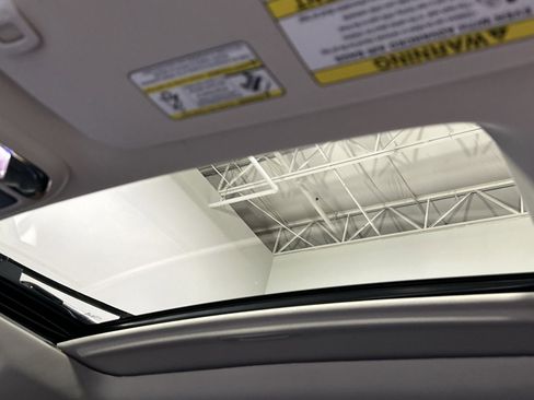 Used 2024 Subaru Outback Touring image 33