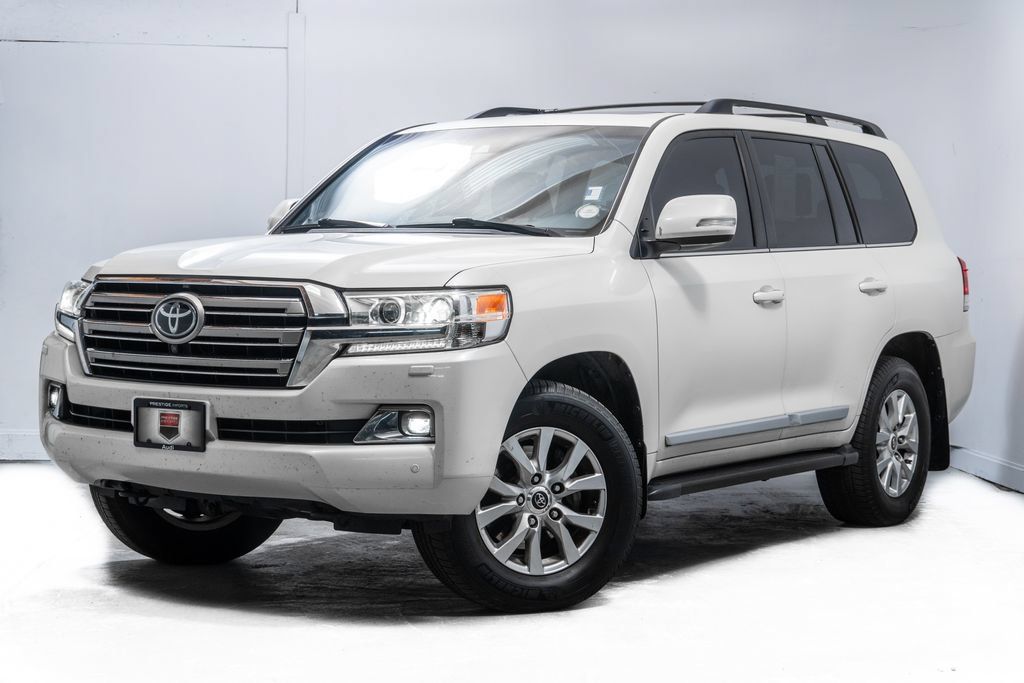 Used 2018 Toyota Land Cruiser w/ Carpet Mat Package AWD/4WD image 1
