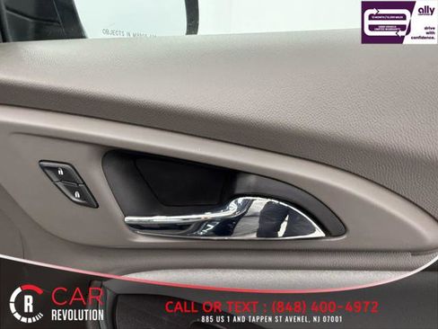 Used 2021 Chevrolet Malibu LT image 40