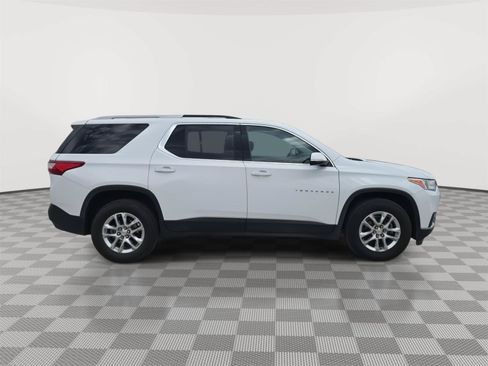 Used 2018 Chevrolet Traverse LT FWD image 5
