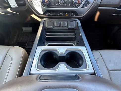 Used 2015 GMC Sierra 1500 SLT w/ SLT Crew Cab Value Package image 17