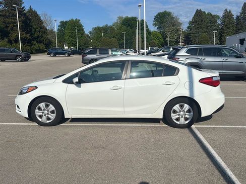 Used 2016 Kia Forte LX FWD image 13