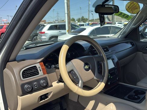 Used 2012 Chevrolet Silverado 1500 LTZ w/ LTZ White Diamond Edition AWD/4WD image 8