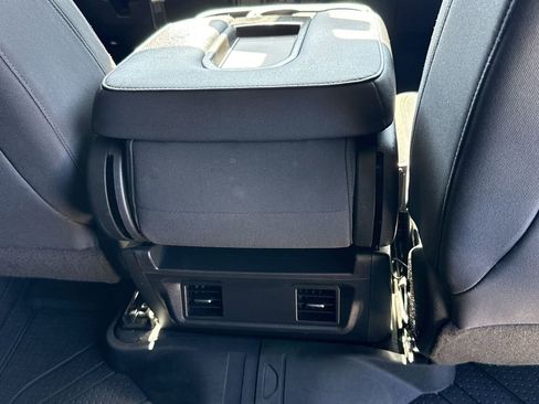 Used 2021 Chevrolet Silverado 1500 Custom image 18