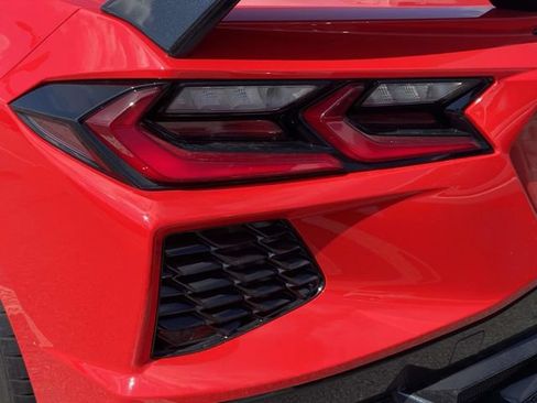 Used 2024 Chevrolet Corvette Stingray Premium Cpe w/ Z51 Performance Package RWD image 8