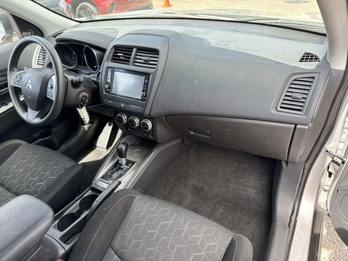 Used 2022 Mitsubishi Outlander Sport ES image 14