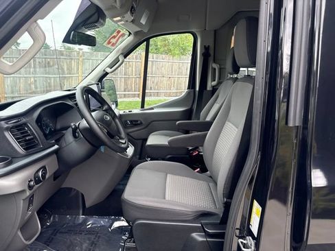 Used 2025 Ford Transit 350 XLT RWD image 14