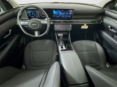 New 2026 Hyundai Tucson SE image 26