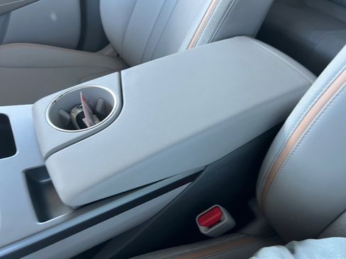 Used 2022 Hyundai Nexo Blue image 20