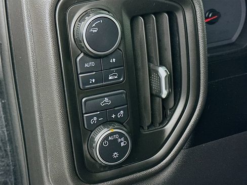 Used 2021 Chevrolet Silverado 1500 Custom AWD/4WD image 15