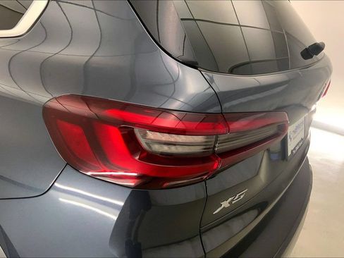 Used 2022 BMW X5 xDrive40i AWD/4WD image 28