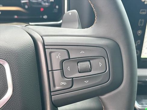 New 2026 GMC Sierra 1500 AT4 w/ AT4 Premium Package AWD/4WD image 32