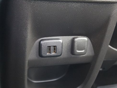 Used 2015 Chevrolet Colorado LT w/ Luxury Package image 22