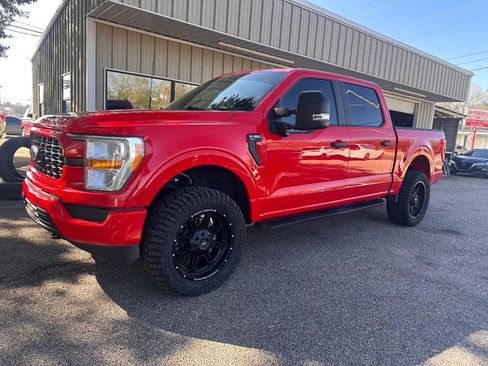 Used 2022 Ford F150 XL w/ STX Appearance Package image 5