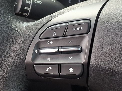 Certified 2023 Hyundai Kona SEL AWD/4WD image 21