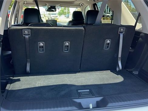 Used 2023 Honda Pilot Elite image 13