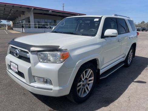 Used 2013 Toyota 4Runner Limited image 3