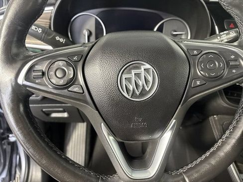 Used 2019 Buick Envision Premium AWD/4WD image 17