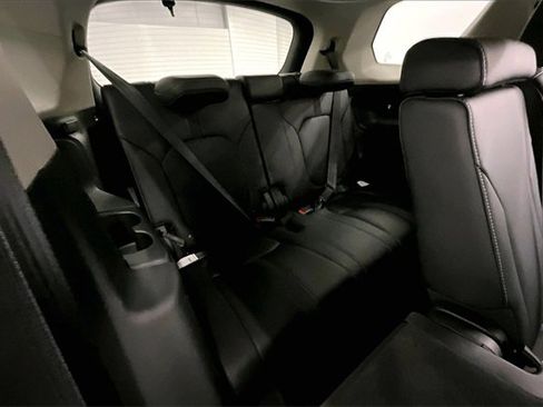 Used 2025 Honda Pilot EX-L image 29