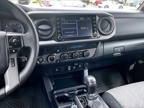 Used 2023 Toyota Tacoma TRD Off-Road AWD/4WD image 18