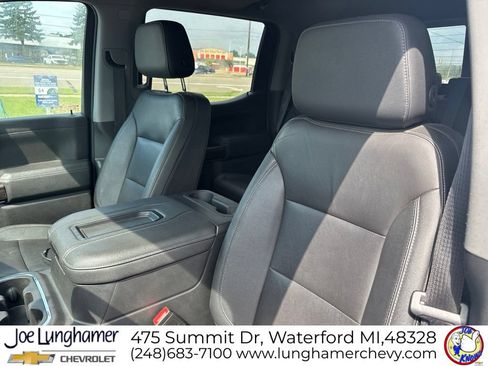 Used 2022 Chevrolet Silverado 1500 LT Trail Boss w/ LT Trail Boss Premium Package AWD/4WD image 14