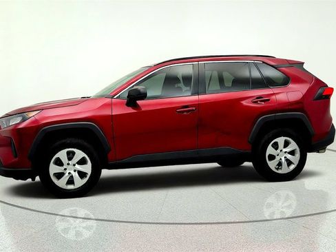 Used 2020 Toyota RAV4 LE FWD image 8