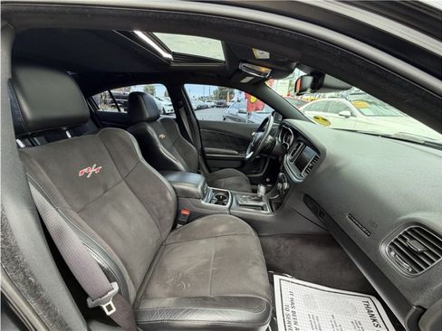 Used 2015 Dodge Charger R/T RWD image 35