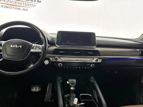 Used 2022 Kia Telluride SX w/ SX Prestige Package AWD/4WD image 25