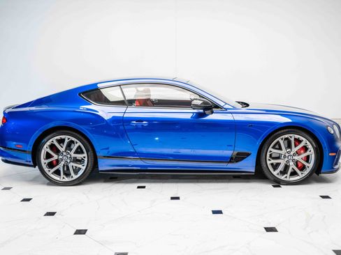 Used 2024 Bentley Continental GT V8 image 5