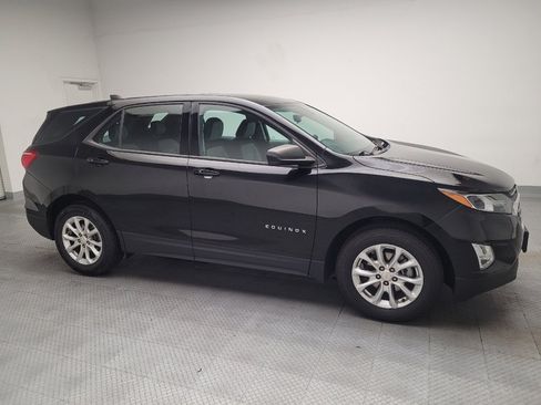 Used 2019 Chevrolet Equinox LS FWD image 11