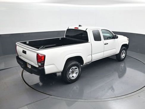 Used 2021 Toyota Tacoma SR RWD image 16
