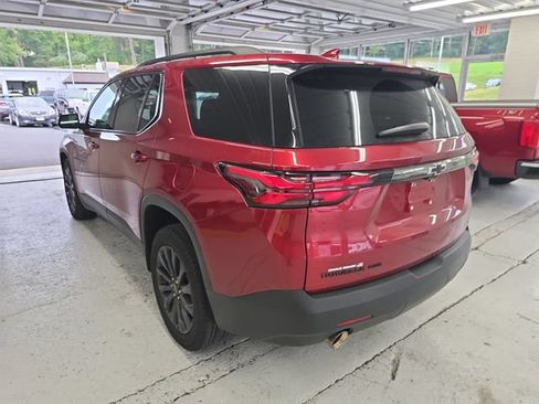 Used 2023 Chevrolet Traverse RS AWD/4WD image 3