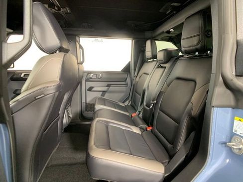 Used 2025 Ford Bronco Outer Banks image 26