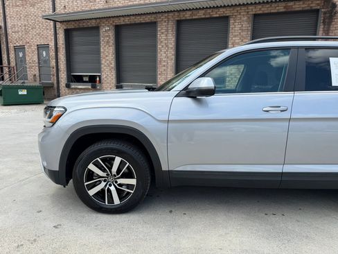 Used 2022 Volkswagen Atlas SE image 4