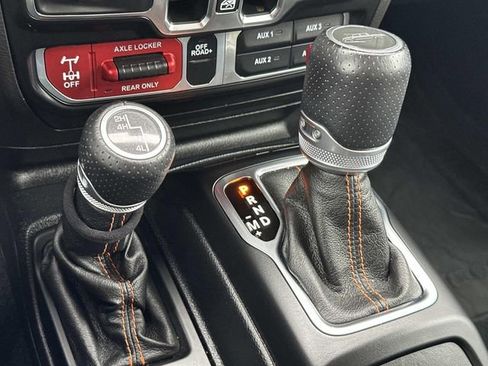 Used 2021 Jeep Gladiator Mojave image 33