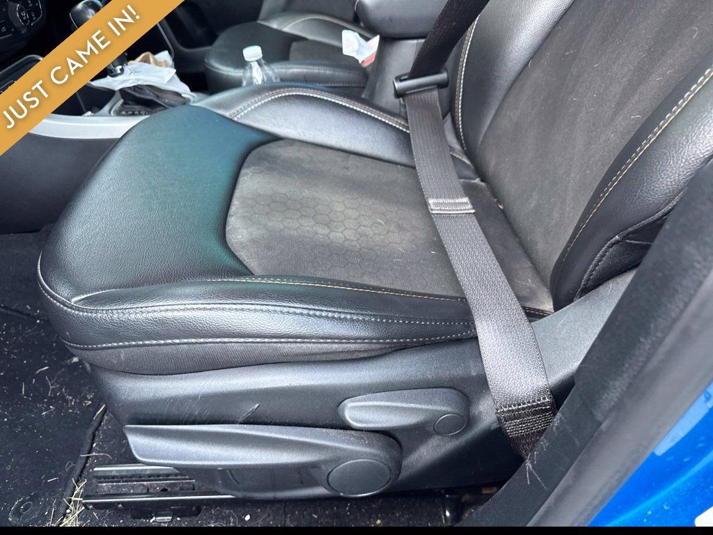Used 2021 Jeep Compass Latitude w/ Sun and Sound Group FWD image 7