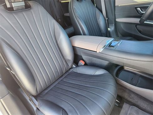 Used 2024 Mercedes-Benz EQS 450+ 450 w/ AMG Line Exterior Package image 22