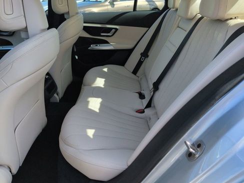 New 2026 Mercedes-Benz E 350 4MATIC Sedan image 13