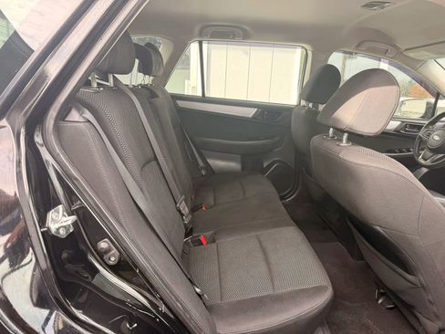 Used 2018 Subaru Outback 2.5i image 17