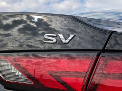 Used 2024 Nissan Sentra SV image 21