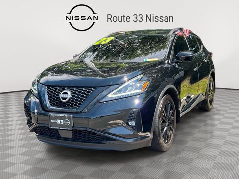 Used 2025 Nissan Murano SV AWD/4WD image 2