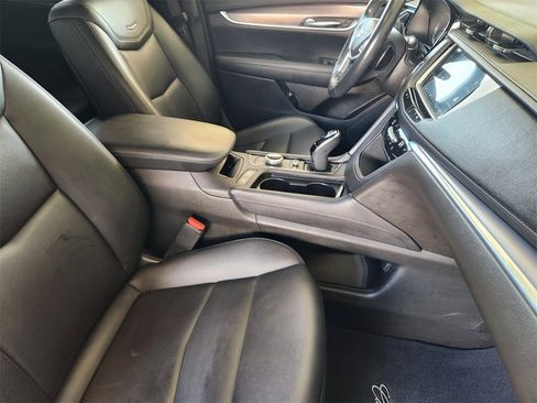 Used 2023 Cadillac XT5 Luxury w/ LPO, Floor Liner Package image 13