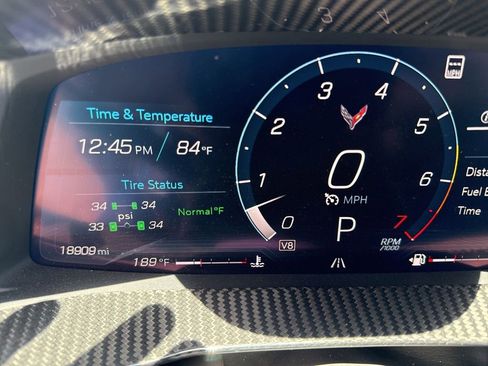 Used 2021 Chevrolet Corvette Stingray Premium Cpe w/ Z51 Performance Package RWD image 22