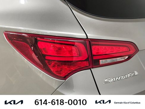 Used 2017 Hyundai Santa Fe Sport w/ 2.0T Ultimate Tech Package 05 AWD/4WD image 16