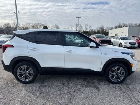 Certified 2024 Kia Seltos LX image 8