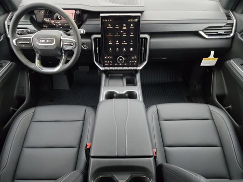 New 2026 GMC Acadia Elevation w/ Elevation Premium Package FWD image 17