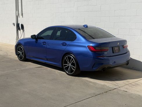 Used 2021 BMW 330i Sedan w/ M Sport Package RWD image 7