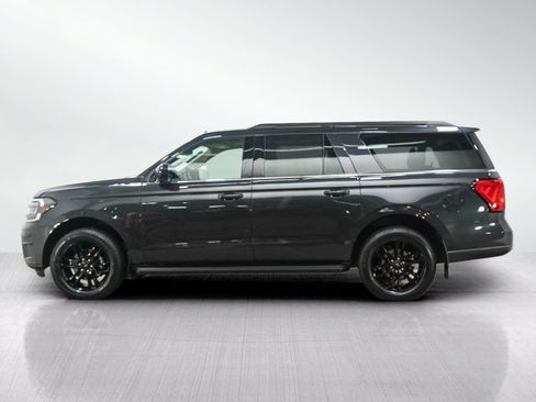 Used 2024 Ford Expedition Max XLT AWD/4WD image 2
